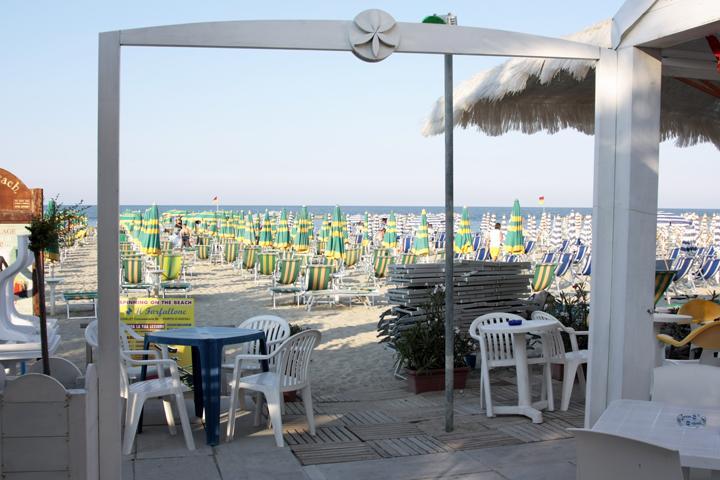Hotel Mocambo Piscina E Spiaggia San Benedetto del Tronto Dış mekan fotoğraf