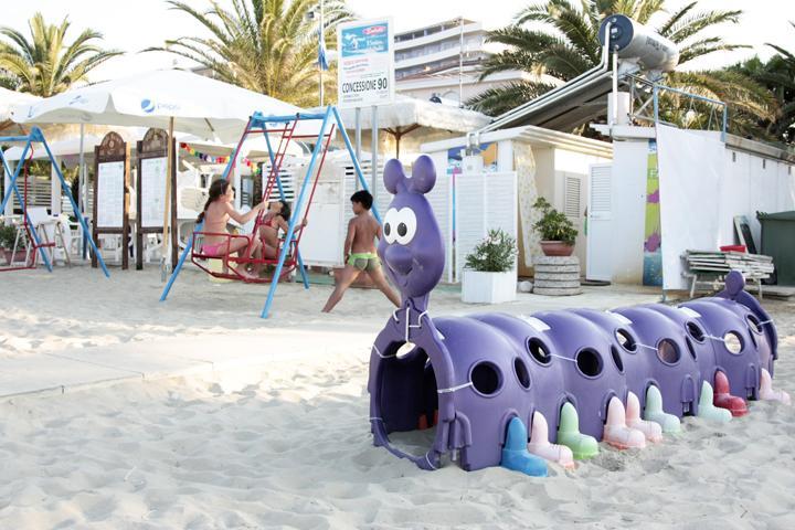 Hotel Mocambo Piscina E Spiaggia San Benedetto del Tronto Dış mekan fotoğraf